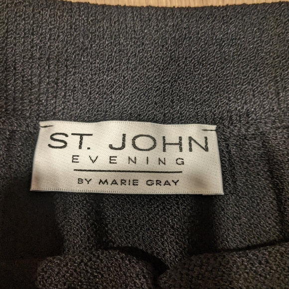 St John black knit skirt - Picture 6 of 6